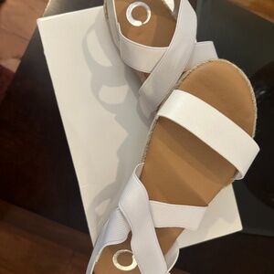Casual Sandals (Brand New)